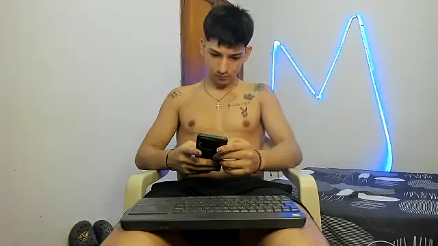 MasterSEX420 online show from November 21, 2025, 1:43 pm