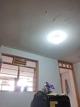 Snapshot of EmmaTorres_ chatting on November 20, 2025, 4:18 pm EmmaTorres online show from November 20, 2025, 4:18 pm