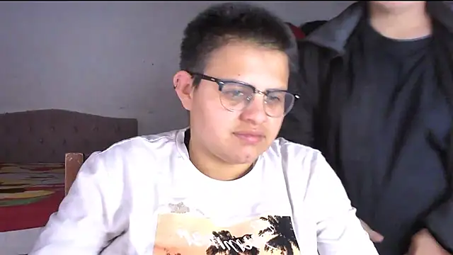 tatsumi nao online show from March 23, 2025, 2:04 am