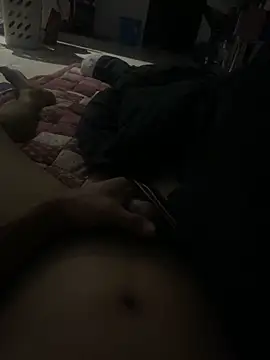 Snapshot of zeck80 chatting on November 4, 2025, 6:11 pm zeck80 online show from November 4, 2025, 6:11 pm