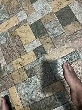 Snapshot of zeck80 chatting on November 14, 2025, 3:37 pm zeck80 online show from November 14, 2025, 3:37 pm