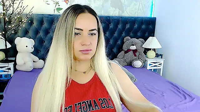 MilenaMiler X online show from October 9, 2025, 6:41 pm