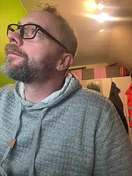 Snapshot of Rockburg chatting on February 19, 2025, 6:22 am Rockburg online show from February 19, 2025, 6:22 am