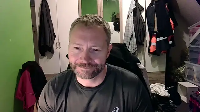 Snapshot of Rockburg chatting on December 25, 2024, 10:28 am Rockburg online show from December 25, 2024, 10:28 am