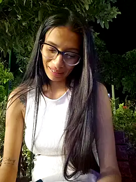 lily sk online show from February 8, 2025, 1:32 am