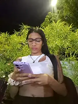 lily sk online show from January 30, 2025, 2:06 am