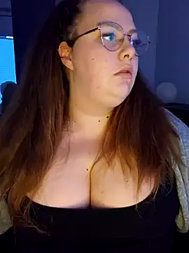  Julie x online show from December 27, 2024, 3:37 pm