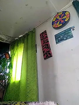 Kazsandraa online show from November 1, 2025, 6:02 pm