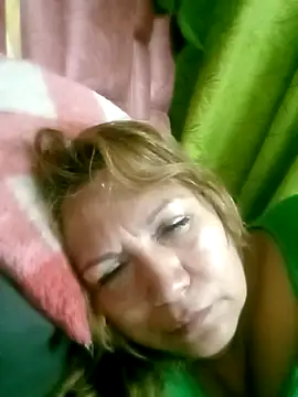 Snapshot of Kazsandraa chatting on February 16, 2026, 4:55 am Kazsandraa online show from February 16, 2026, 4:55 am