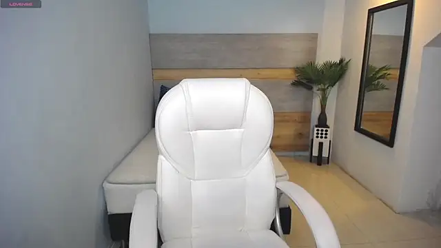 Snapshot of liseth_fox chatting on February 20, 2025, 7:41 pm liseth fox online show from February 20, 2025, 7:41 pm