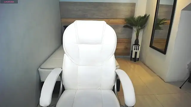 Snapshot of liseth_fox chatting on March 8, 2025, 5:22 pm liseth fox online show from March 8, 2025, 5:22 pm