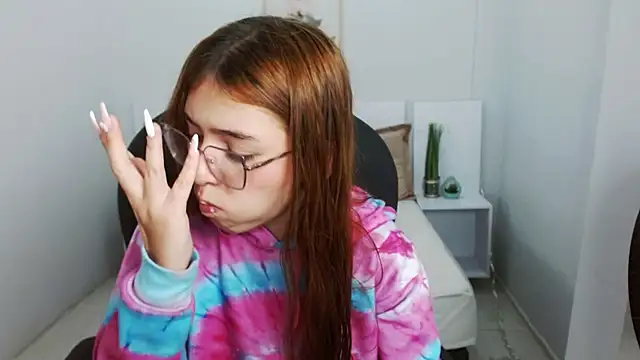 Snapshot of liseth_fox chatting on February 17, 2025, 12:49 pm liseth fox online show from February 17, 2025, 12:49 pm