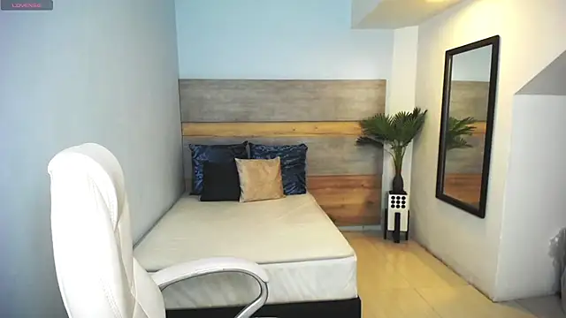 Snapshot of liseth_fox chatting on February 22, 2025, 7:25 pm liseth fox online show from February 22, 2025, 7:25 pm