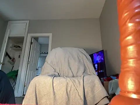 ChiRaqb8 online show from December 20, 2025, 9:17 pm