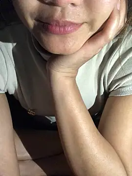 Cute lady99 online show from January 11, 2026, 3:52 pm