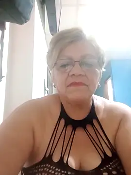 Madrastrahot69 online show from September 23, 2025, 2:29 am