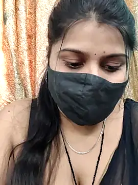 Snapshot of Hotty-simran chatting on December 5, 2025, 5:17 am Hotty-simran online show from December 5, 2025, 5:17 am