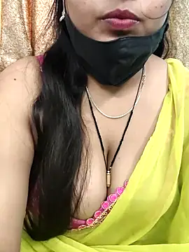 Snapshot of Hotty-simran chatting on November 21, 2025, 4:33 am Hotty-simran online show from November 21, 2025, 4:33 am