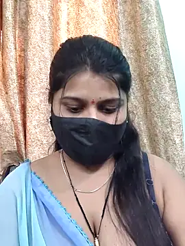 Snapshot of Hotty-simran chatting on November 20, 2025, 4:24 am Hotty-simran online show from November 20, 2025, 4:24 am