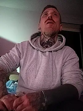 Schabernack1990 online show from October 15, 2025, 9:56 pm