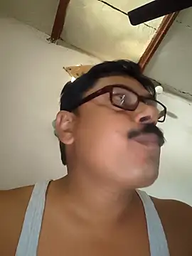 Srmotrs online show from February 19, 2026, 2:52 am