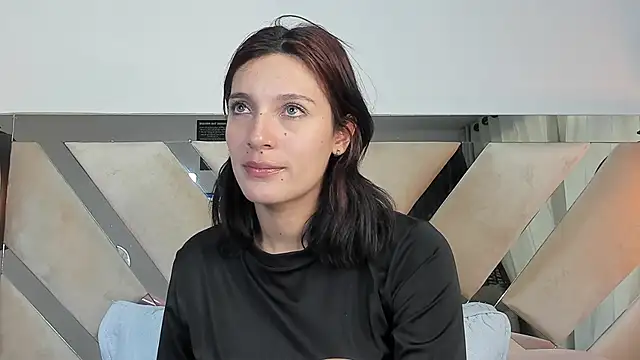 Snapshot of ValeryyGrace chatting on February 20, 2025, 11:10 pm ValeryyGrace online show from February 20, 2025, 11:10 pm