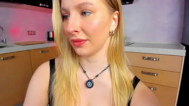 Snapshot of AnnLevine chatting on April 30, 2026, 1:18 pm AnnLevine online show from April 30, 2026, 1:18 pm
