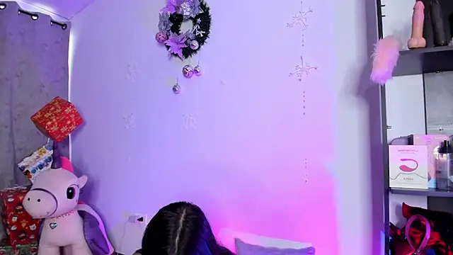 Snapshot of YouliteSllut2 chatting on December 17, 2025, 9:53 pm YouliteSllut2 online show from December 17, 2025, 9:53 pm