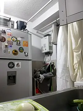 Snapshot of YouliteSllut2 chatting on March 7, 2025, 1:42 am YouliteSllut2 online show from March 7, 2025, 1:42 am