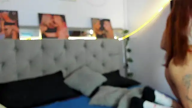 parejacaliente20154 online show from October 3, 2025, 2:04 am