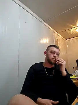 Snapshot of Franso13 chatting on December 25, 2024, 10:27 pm Franso13 online show from December 25, 2024, 10:27 pm