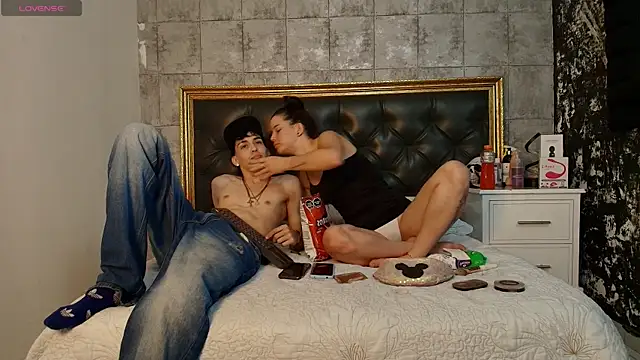 DeboraaLombardii online show from February 13, 2025, 5:48 am