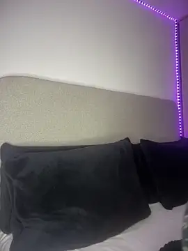 VIDEO SALE 4 YOU online show from November 11, 2025, 8:36 pm