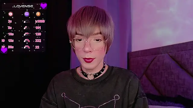 Snapshot of Sammy_Russell chatting on February 24, 2025, 6:38 am Sammy Russell online show from February 24, 2025, 6:38 am