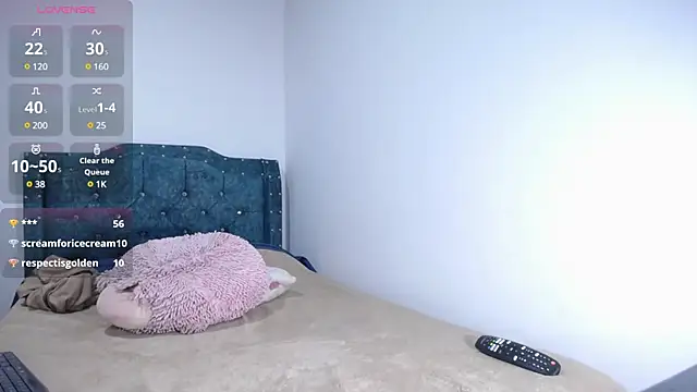 sofiamature01 online show from February 17, 2025, 12:54 am