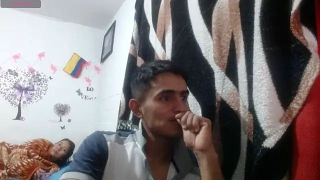 Snapshot of maria_and_angel chatting on December 9, 2024, 11:24 pm maria and angel online show from December 9, 2024, 11:24 pm