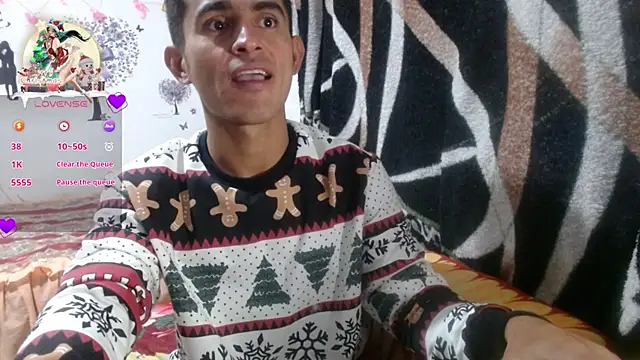 Snapshot of maria_and_angel chatting on December 19, 2024, 3:51 am maria and angel online show from December 19, 2024, 3:51 am