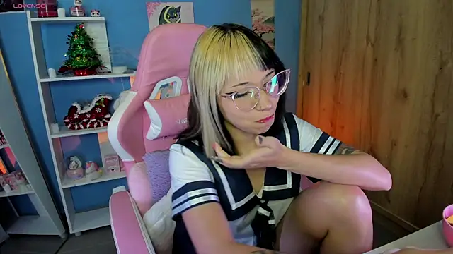 Artic love online show from March 20, 2025, 6:52 am