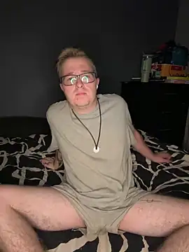 bisexualboy05 online show from February 11, 2026, 8:20 pm