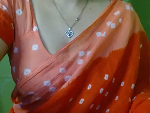 Snapshot of LOVERIAKOL chatting on March 19, 2026, 7:03 pm LOVERIAKOL online show from March 19, 2026, 7:03 pm