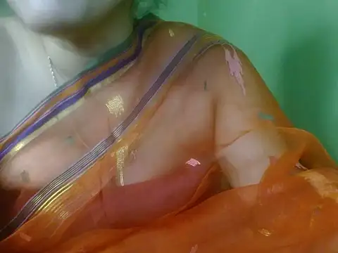 Snapshot of LOVERIAKOL chatting on February 11, 2026, 7:25 pm LOVERIAKOL online show from February 11, 2026, 7:25 pm