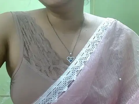 Snapshot of LOVERIAKOL chatting on March 30, 2026, 5:58 pm LOVERIAKOL online show from March 30, 2026, 5:58 pm