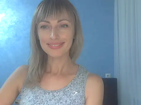 EffectMaya online show from September 9, 2025, 4:38 pm