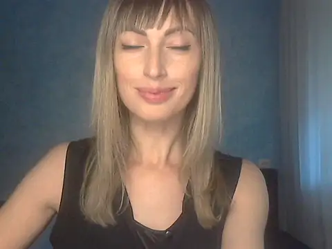 EffectMaya online show from October 15, 2025, 12:02 pm