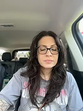 BeautifulMesss online show from July 9, 2026, 3:55 pm