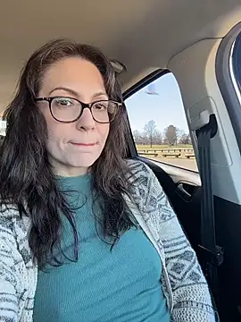 Snapshot of BeautifulMesss chatting on March 24, 2026, 6:41 pm BeautifulMesss online show from March 24, 2026, 6:41 pm