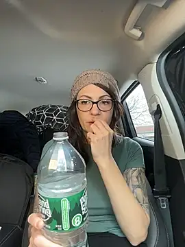 BeautifulMesss online show from February 19, 2026, 4:04 pm