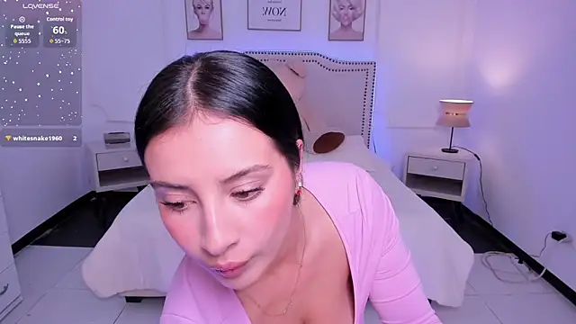 Snapshot of Ella_rush chatting on September 17, 2025, 9:06 pm Ella rush online show from September 17, 2025, 9:06 pm