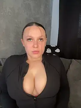 Snapshot of riri_bstvx chatting on March 15, 2025, 10:57 am riri bstvx online show from March 15, 2025, 10:57 am