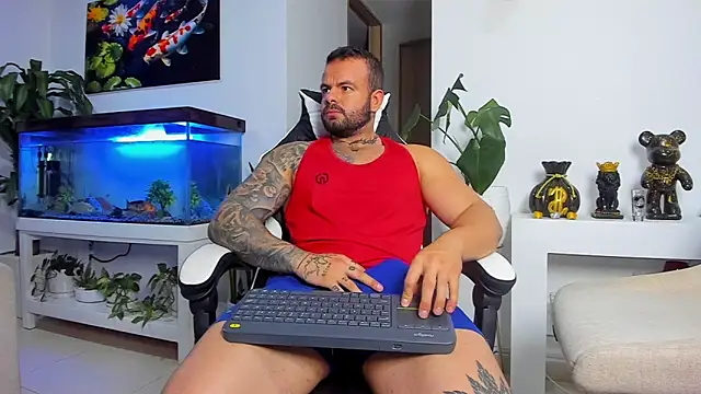 Snapshot of Johnnygrayson1 chatting on September 29, 2025, 12:17 am Johnnygrayson1 online show from September 29, 2025, 12:17 am